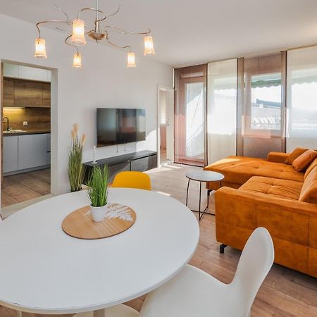Spinut Sunset 3Bd Apartment - Sea View Balcony & Quiet Area Split Exterior photo